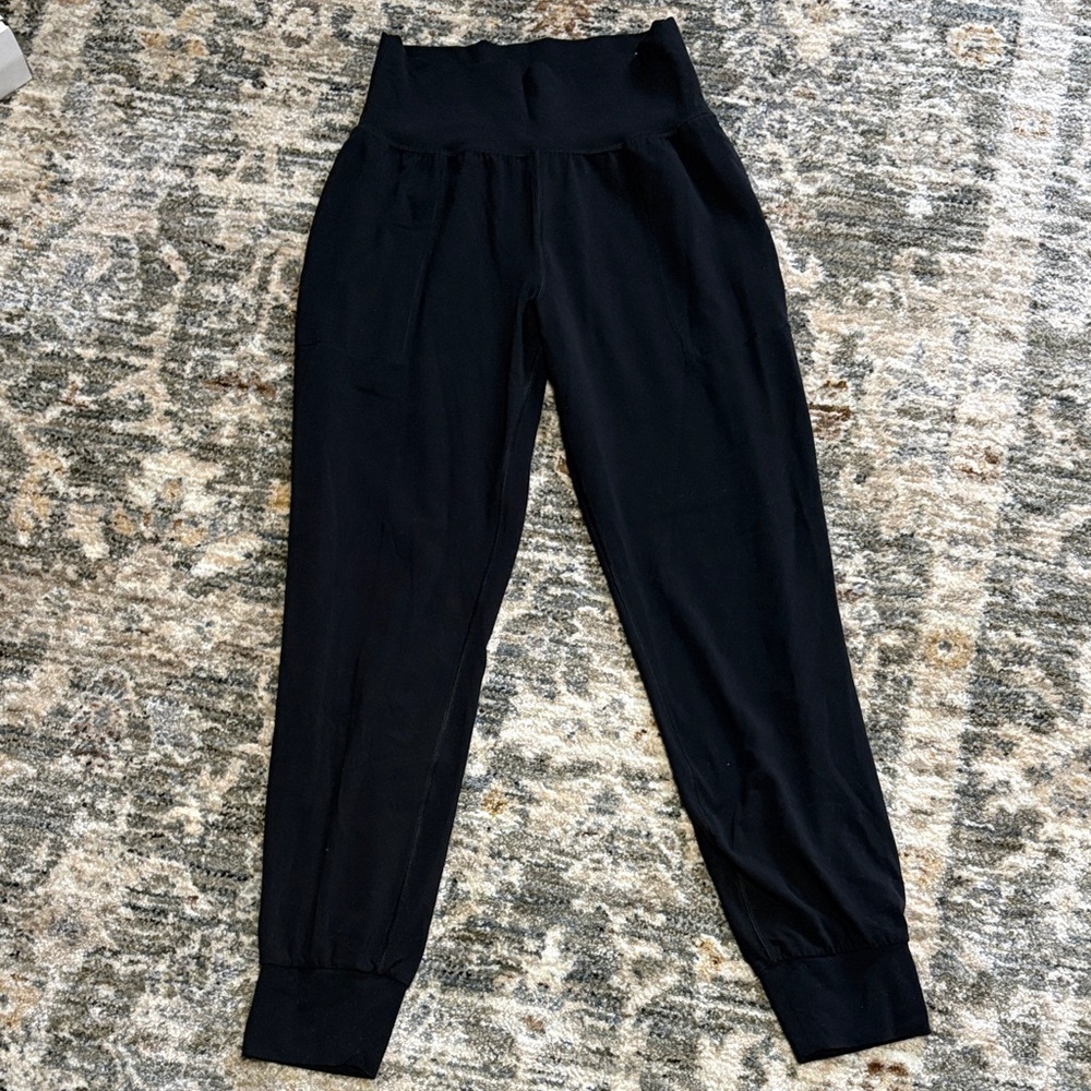 Athleta Salutation Black Jogger Pants